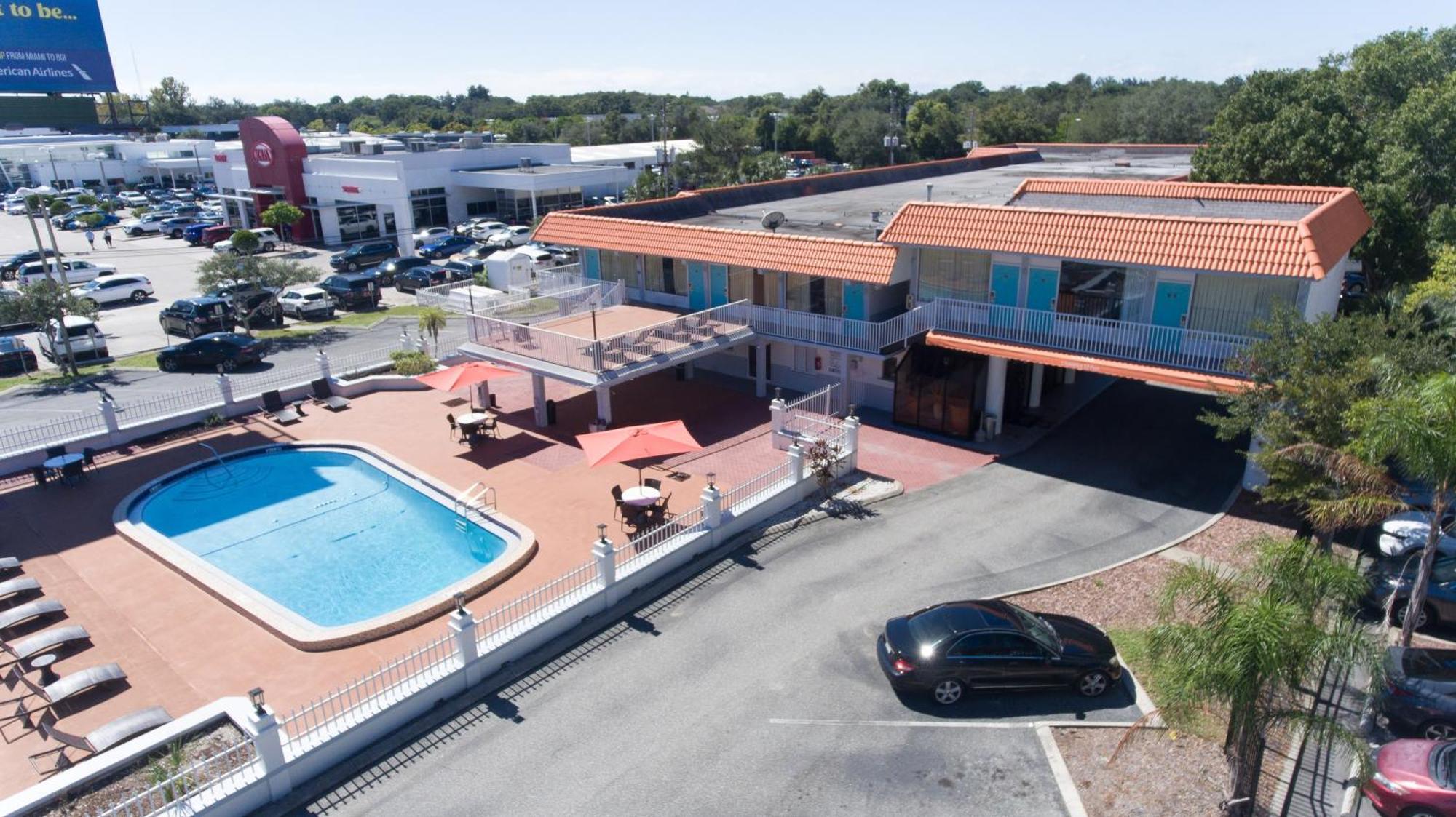 Howard Johnson By Wyndham Clearwater - Dunedin Eksteriør bilde